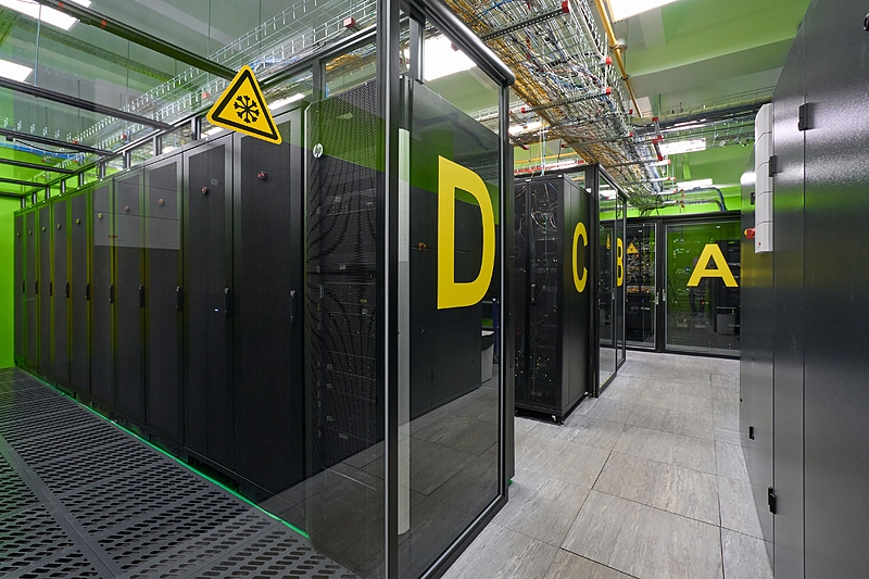 Файл:Дата-центр 3data М8.jpg