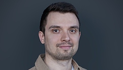 Гребенюк Артем