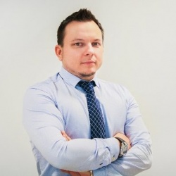 Семенов Сергей.